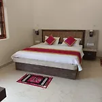 Happy Homes - Entire 2Bhk Flat