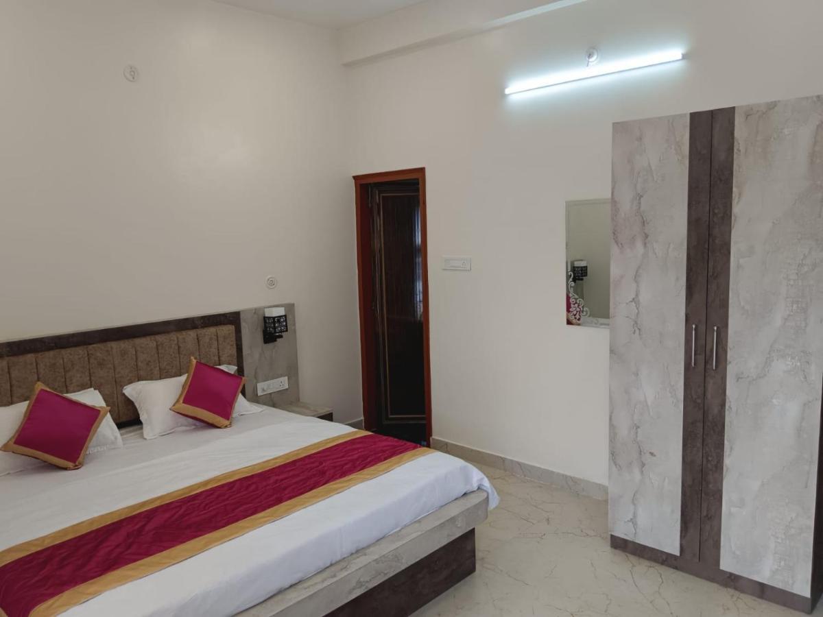 Happy Homes - Entire 2bhk Flat Homestay