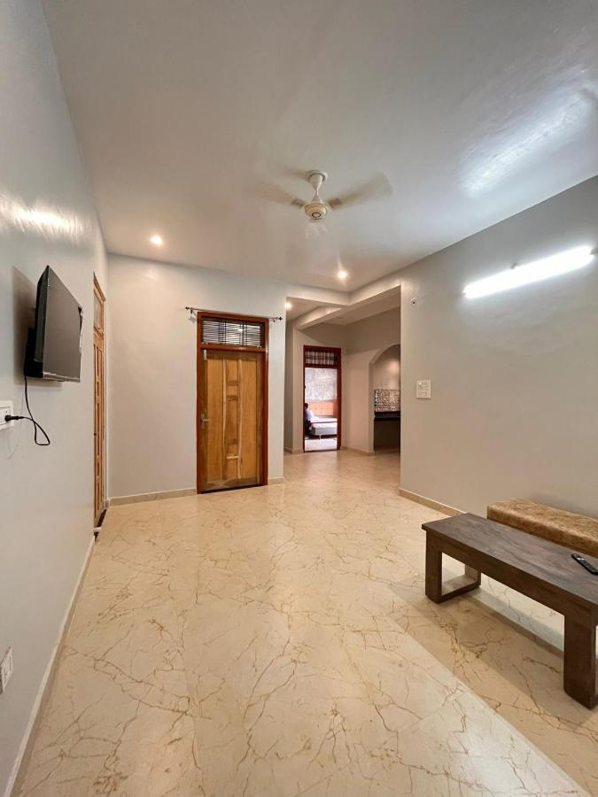 Happy Homes - Entire 2bhk Flat Varanasi