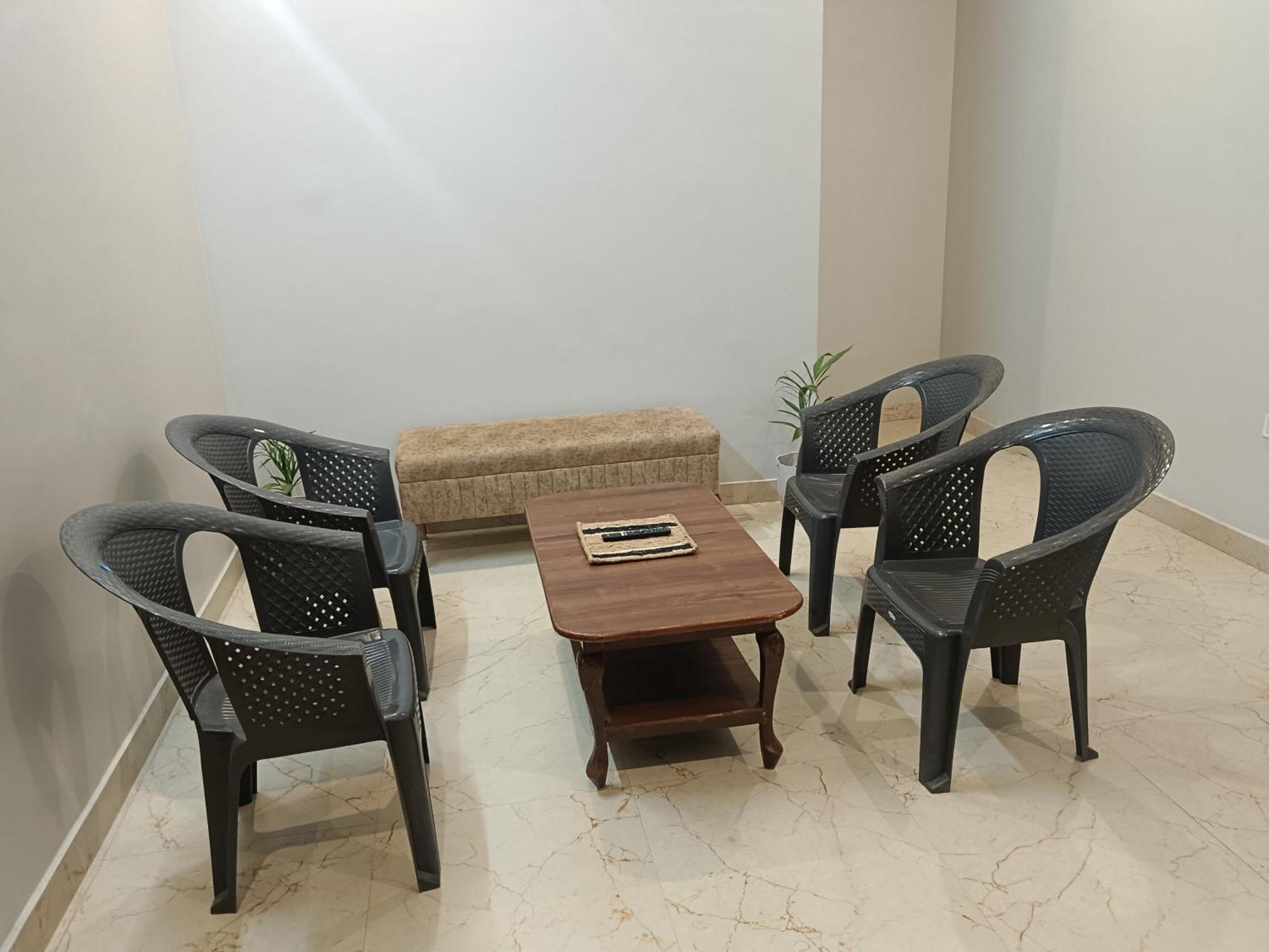 Happy Homes - Entire 2bhk Flat